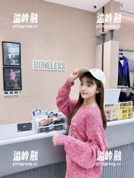 首页上永远都会有我意想不到的瓜，17吃瓜中心真是个宝藏。