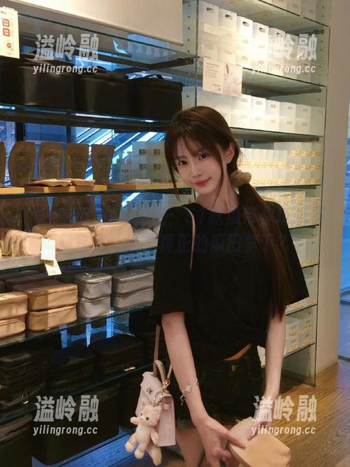 在线揭密：51吃瓜带你玩转黑料官网，谁是真正的瓜田李下？