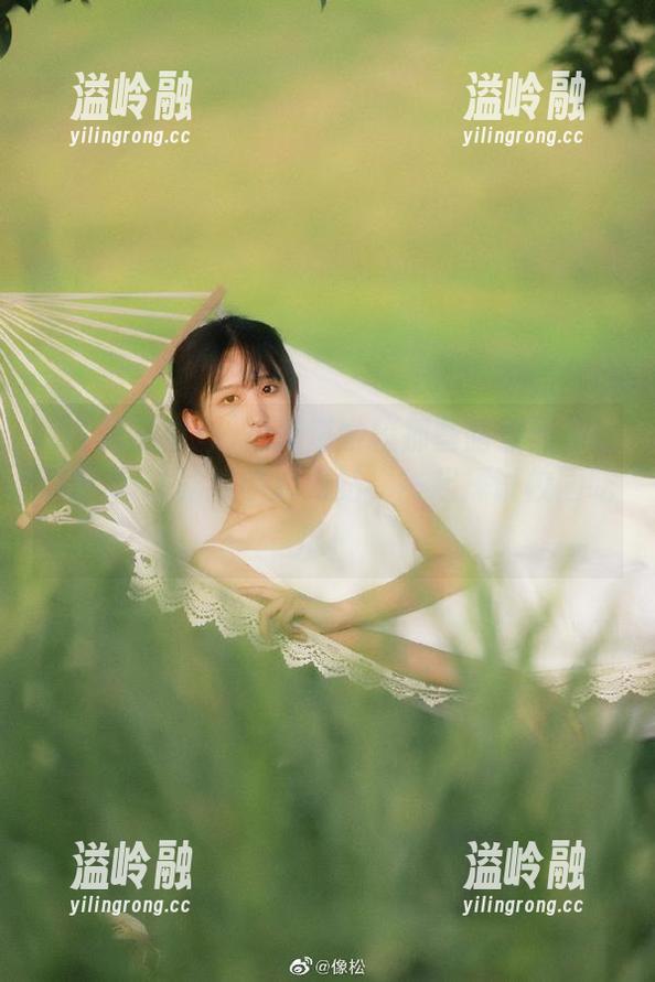 想知道学校那些暗流涌动的事？来51吃瓜中心网站，一起探讨校园吃瓜！
