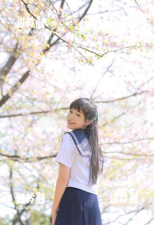 www.17 ios版www.17tk337t.com,快来围观我的奇葩吃瓜体验!