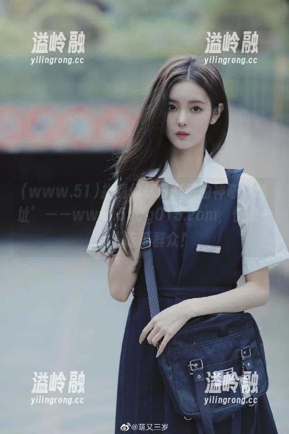 www.51 找到你每日必看的神奇‘地址’——www.51cg015.com,快来一起当吃瓜群众!