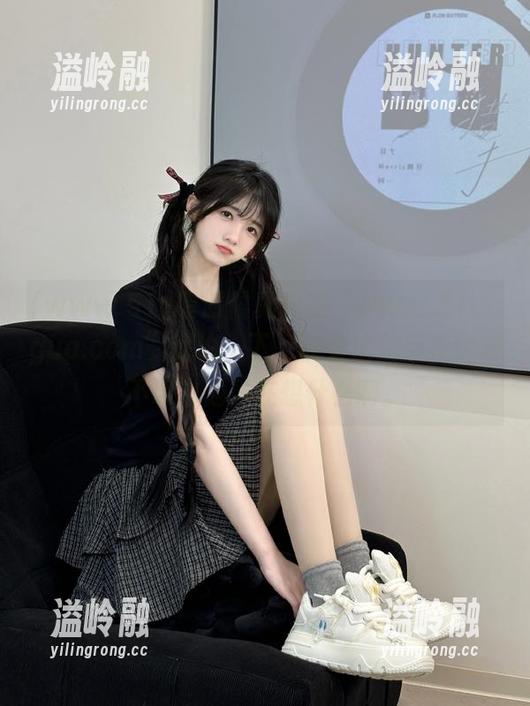 www.51 有时候真想在“www.51ccgua.com”评论一下,观看这些瓜我绝对不明白他们在想什么啊。