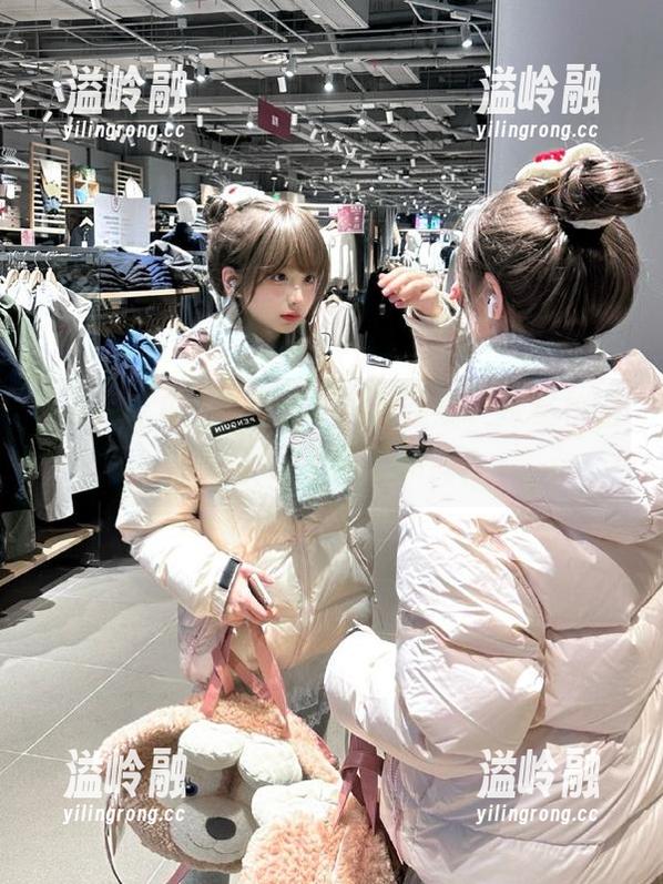 跟随五一吃瓜在线，探秘校园里的那些不平凡瞬间！