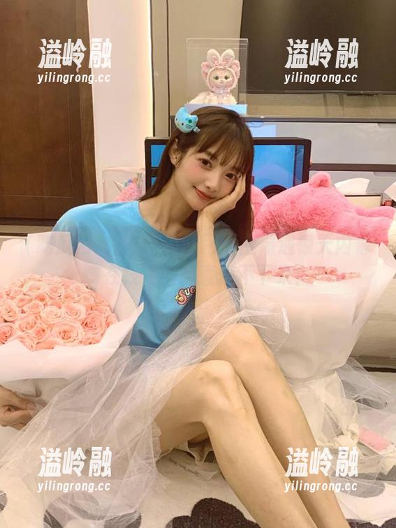 吃瓜网 我在吃瓜网网页上偶遇惊天内幕,在线观看简直停不下来!