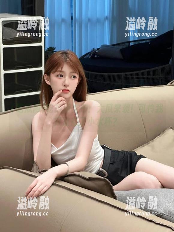 吃瓜网 吃瓜网发布:大瓜来袭!可怜我只准备了小水杯?