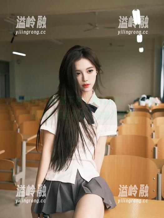 抓紧下载“黑料在线”，今天一起追逐那些不为人知的八卦吧！