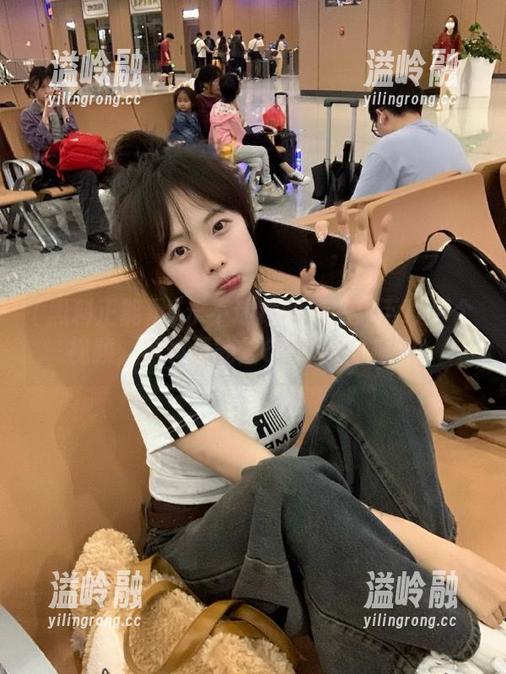 黑料正能量 永不迷路的秘密:下载那个视频,黑料正能量668su封神了!