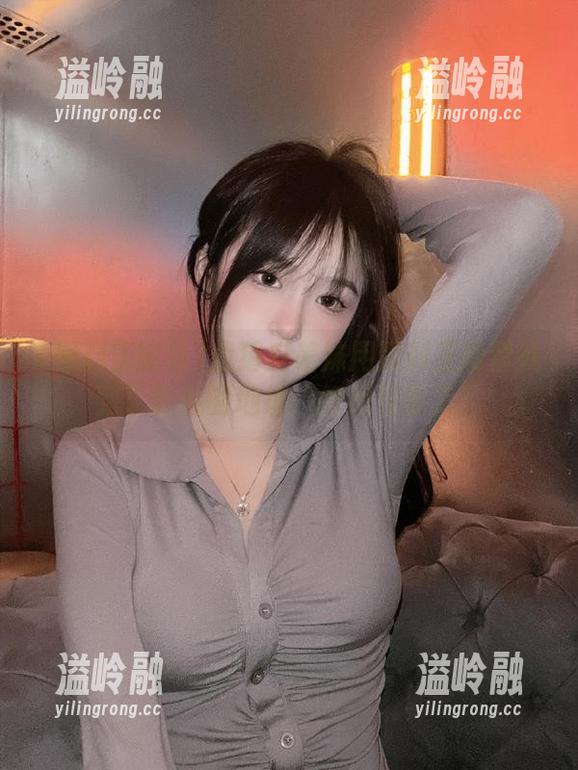 黑料正能量 我猜反差妹用黑料正能量找到了隐藏的地址,把我晃晕了!
